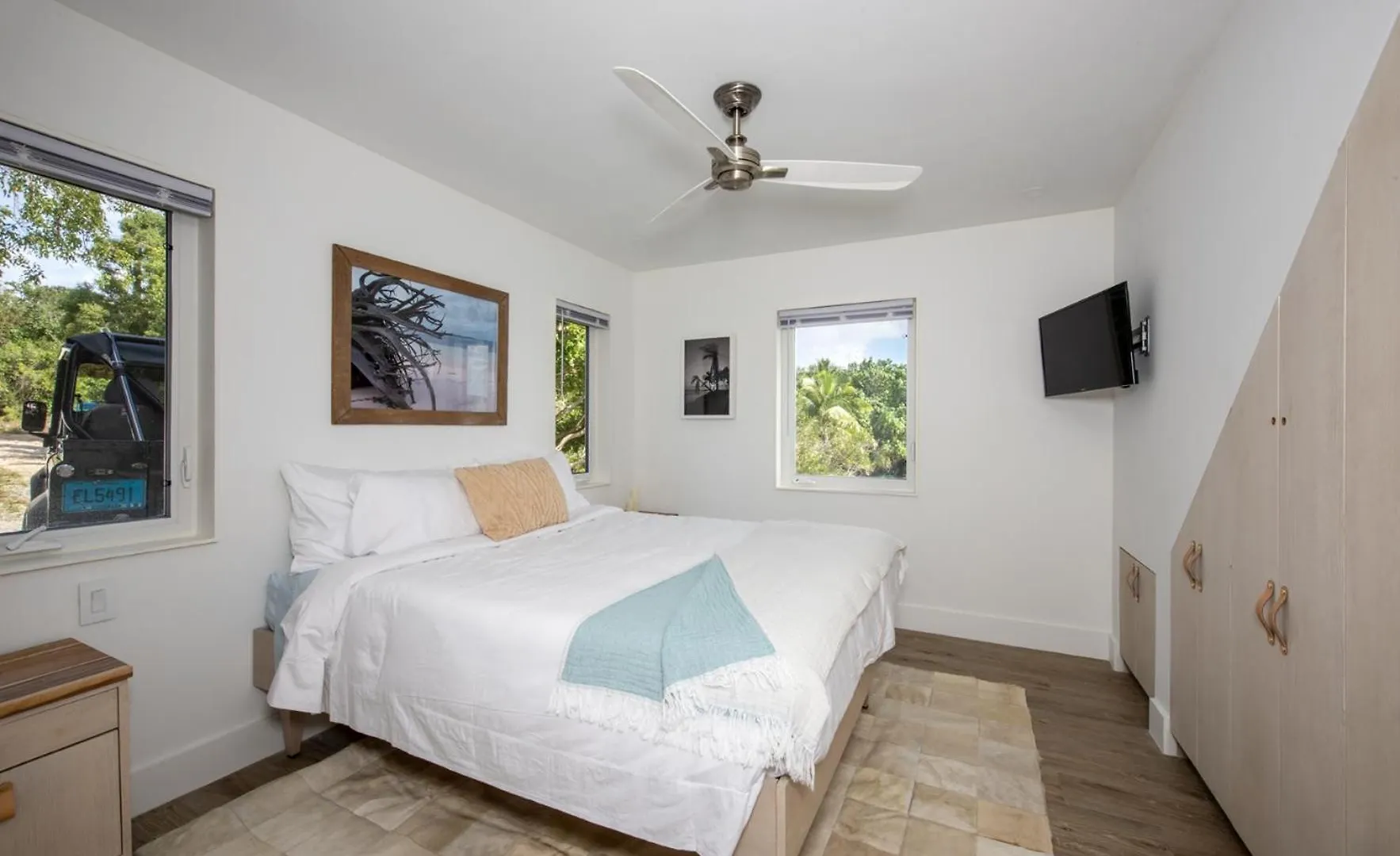Touch Of Class Cottage Home Savannah Sound